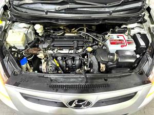 kibris-araba-com-kktc-araba-bayi-oto-galeri-satilik-arac-ilan-İkinci El 2011 Hyundai  i20  1.2