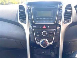 kibris-araba-com-kktc-araba-bayi-oto-galeri-satilik-arac-ilan-İkinci El 2012 Hyundai  i30  1.6
