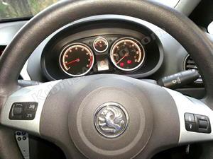 kibris-araba-com-kktc-araba-bayi-oto-galeri-satilik-arac-ilan-İkinci El 2008 Opel  Corsa  1.4