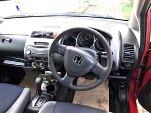 kibris-araba-com-kktc-araba-bayi-oto-galeri-satilik-arac-ilan-İkinci El 2002 Honda  Fit  1.3