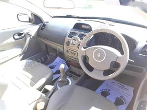 kibris-araba-com-kktc-araba-bayi-oto-galeri-satilik-arac-ilan-İkinci El 2008 Renault  Megane  1.6