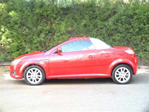 kibris-araba-com-kktc-araba-bayi-oto-galeri-satilik-arac-ilan-İkinci El 2005 Opel  Tigra  1.4i