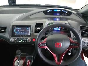 kibris-araba-com-kktc-araba-bayi-oto-galeri-satilik-arac-ilan-İkinci El 2010 Honda  Civic  1.3