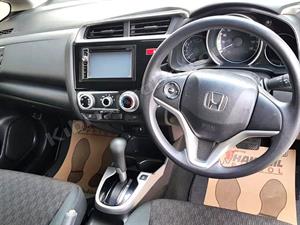 kibris-araba-com-kktc-araba-bayi-oto-galeri-satilik-arac-ilan-İkinci El 2014 Honda  Fit  1.3