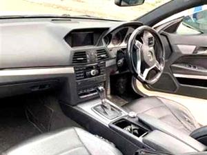 kibris-araba-com-kktc-araba-bayi-oto-galeri-satilik-arac-ilan-İkinci El 2012 Mercedes-Benz  E-Class  E220 CDI AMG Sport BlueEfficiency