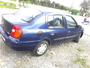 kibris-araba-com-kktc-araba-bayi-oto-galeri-satilik-arac-ilan-İkinci El 2000 Renault  Clio  1.4