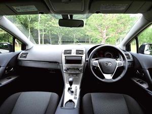kibris-araba-com-kktc-araba-bayi-oto-galeri-satilik-arac-ilan-İkinci El 2011 Toyota  Avensis  1.8 VVT-i