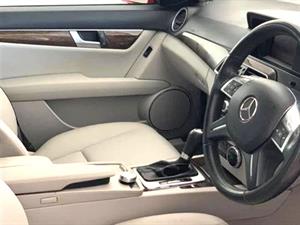 kibris-araba-com-kktc-araba-bayi-oto-galeri-satilik-arac-ilan-Plakasız 2 El 2013 Mercedes-Benz  C-Class  C200 CDI