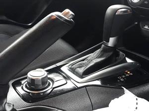 kibris-araba-com-kktc-araba-bayi-oto-galeri-satilik-arac-ilan-Plakasız 2 El 2016 Mazda  Axela  1.5