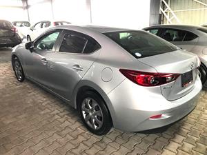 kibris-araba-com-kktc-araba-bayi-oto-galeri-satilik-arac-ilan-Plakasız 2 El 2016 Mazda  Axela  1.5