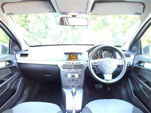 kibris-araba-com-kktc-araba-bayi-oto-galeri-satilik-arac-ilan-İkinci El 2006 Opel  Astra  1.6