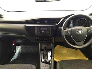 kibris-araba-com-kktc-araba-bayi-oto-galeri-satilik-arac-ilan-Plakasız 2 El 2015 Toyota  Auris  1.5