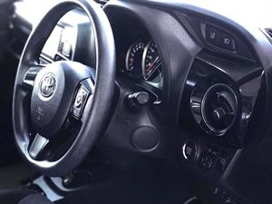 kibris-araba-com-kktc-araba-bayi-oto-galeri-satilik-arac-ilan-Plakasız 2 El 2018 Toyota  Vitz  1.3