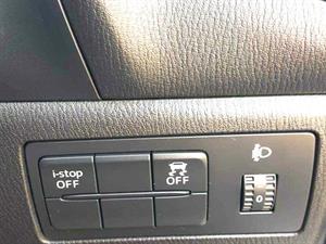 kibris-araba-com-kktc-araba-bayi-oto-galeri-satilik-arac-ilan-Plakasız 2 El 2017 Mazda  Axela  1.5