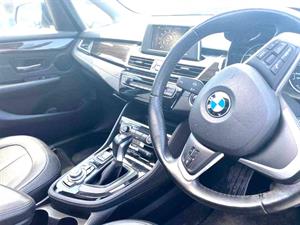 kibris-araba-com-kktc-araba-bayi-oto-galeri-satilik-arac-ilan-Plakasız 2 El 2016 BMW  2-Serisi  220