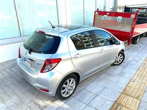kibris-araba-com-kktc-araba-bayi-oto-galeri-satilik-arac-ilan-İkinci El 2012 Toyota  Vitz  1.3