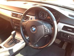 kibris-araba-com-kktc-araba-bayi-oto-galeri-satilik-arac-ilan-İkinci El 2007 BMW  3-Serisi  318i