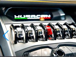 kibris-araba-com-kktc-araba-bayi-oto-galeri-satilik-arac-ilan-Sıfır 2020 Lamborghini  Huracan  5.2