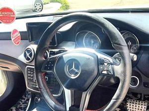kibris-araba-com-kktc-araba-bayi-oto-galeri-satilik-arac-ilan-İkinci El 2014 Mercedes-Benz  GLA  200