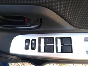 kibris-araba-com-kktc-araba-bayi-oto-galeri-satilik-arac-ilan-Plakasız 2 El 2015 Toyota  Vitz  1.3.