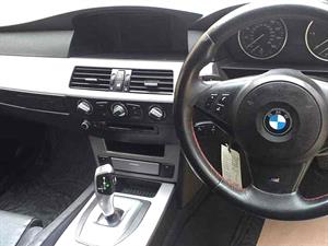 kibris-araba-com-kktc-araba-bayi-oto-galeri-satilik-arac-ilan-İkinci El 2008 BMW  5-Serisi  520d M Sport