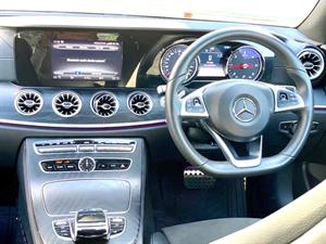 kibris-araba-com-kktc-araba-bayi-oto-galeri-satilik-arac-ilan-Plakasız 2 El 2019 Mercedes-Benz  E-Class  E220 CDI AMG Line Premium