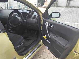kibris-araba-com-kktc-araba-bayi-oto-galeri-satilik-arac-ilan-İkinci El 2005 Renault  Megane  1.6