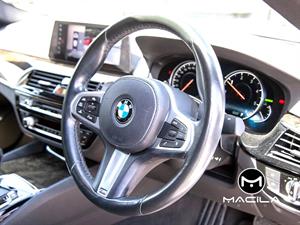 kibris-araba-com-kktc-araba-bayi-oto-galeri-satilik-arac-ilan-Plakasız 2 El 2019 BMW  5-Serisi  523d M Sport