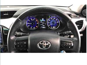 kibris-araba-com-kktc-araba-bayi-oto-galeri-satilik-arac-ilan-Plakasız 2 El 2020 Toyota  Hilux  2.4