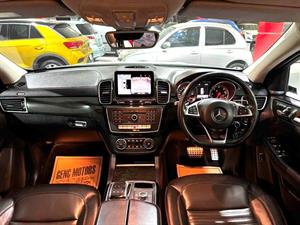 kibris-araba-com-kktc-araba-bayi-oto-galeri-satilik-arac-ilan-Plakasız 2 El 2019 Mercedes-Benz  GLE-Class  GLE 350 D AMG 4 Matic Line Premium Night Edition