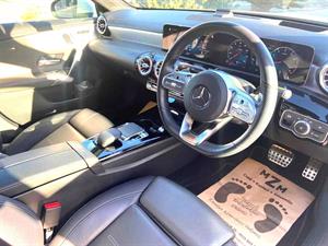 kibris-araba-com-kktc-araba-bayi-oto-galeri-satilik-arac-ilan-Plakasız 2 El 2019 Mercedes-Benz  A-Class  A180 d Amg Premium Plus