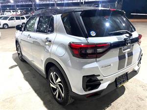 kibris-araba-com-kktc-araba-bayi-oto-galeri-satilik-arac-ilan-Plakasız 2 El 2020 Toyota  Raize  1.0