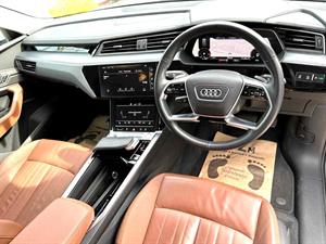 kibris-araba-com-kktc-araba-bayi-oto-galeri-satilik-arac-ilan-Plakasız 2 El 2021 Audi  E-  TRON