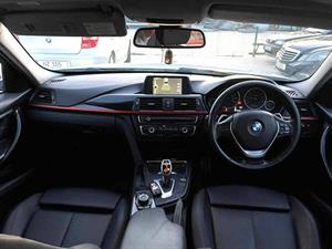 kibris-araba-com-kktc-araba-bayi-oto-galeri-satilik-arac-ilan-İkinci El 2012 BMW  3-Serisi  320i